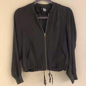 Divided green silk jacket